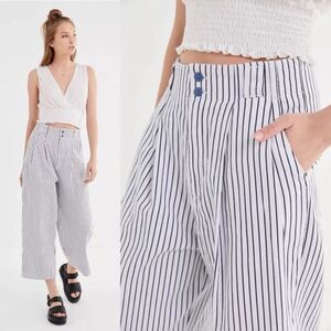 URBAN OUTFITTERS Womens Mack Pleated High Waisted Trouser Pant 4 Navy Stripe